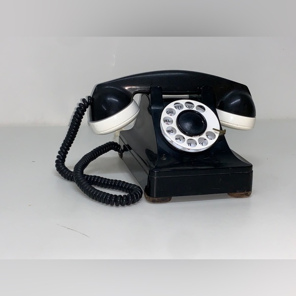 Early Mid Century Vintage WESTERN BELL Rotary Dial Telephone - Picture 2 of 16